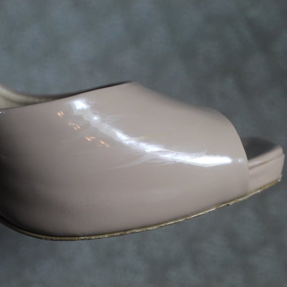 Jessica Simpson Size 9.5 Nude Patent Leather Peep Toe Heels - Picture 6 of 7